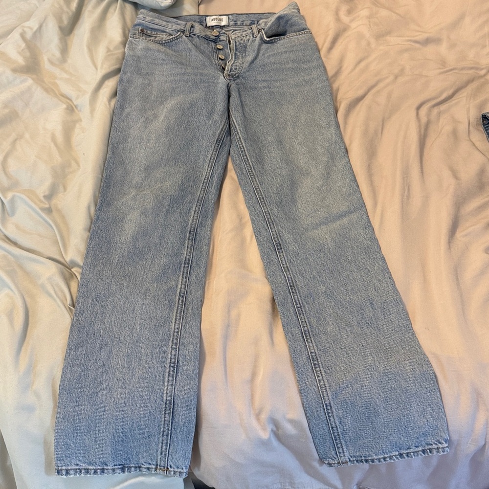 Agolde Light Blue Lana Straight Leg Jeans
Mid Rise